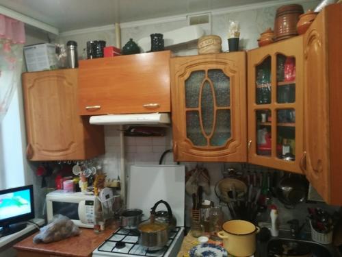 Ну думаю не стоит объяснять, почему мы решили делать ремонт на кухне. 01