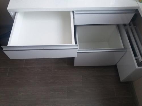 Хочу показать вам не сколько мою кухню, а приблуду, которую мы там поставили. 02