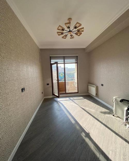 Пришел и наш черед показать нашу квартиру. 08