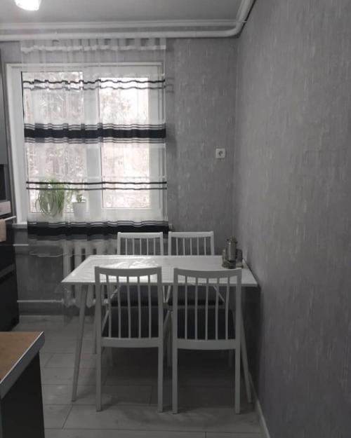 Сделали себе на кухне современный стильный ремонт. 03