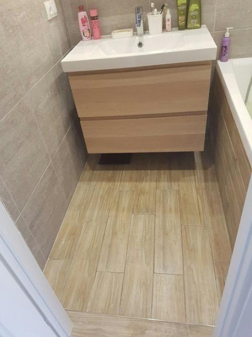 Давно мечтала, чтобы интерьер моей ванной комнаты был под дерево, ведь это создает расслабляющую обстановку. 07