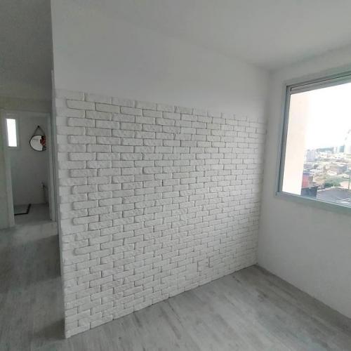 Вот такой интересный декоративный ход. 01