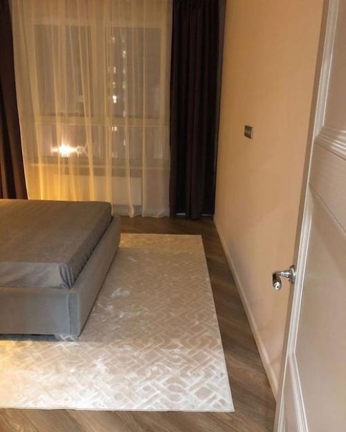 Очень симпатичный и современный ремонт в небольшой квартирке. 06