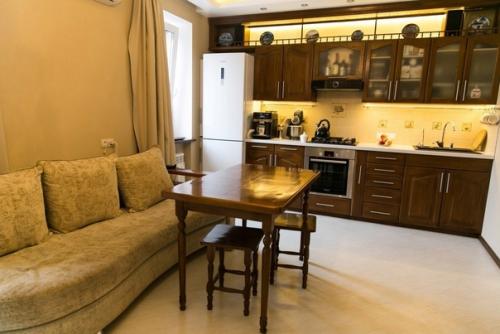 Хочу показать интерьер в нашей квартире студии. 04