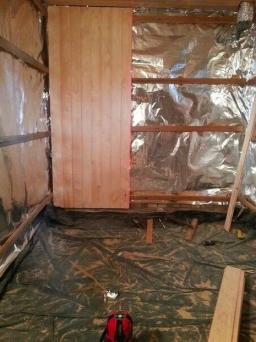 Сделал своими руками баньку. 02