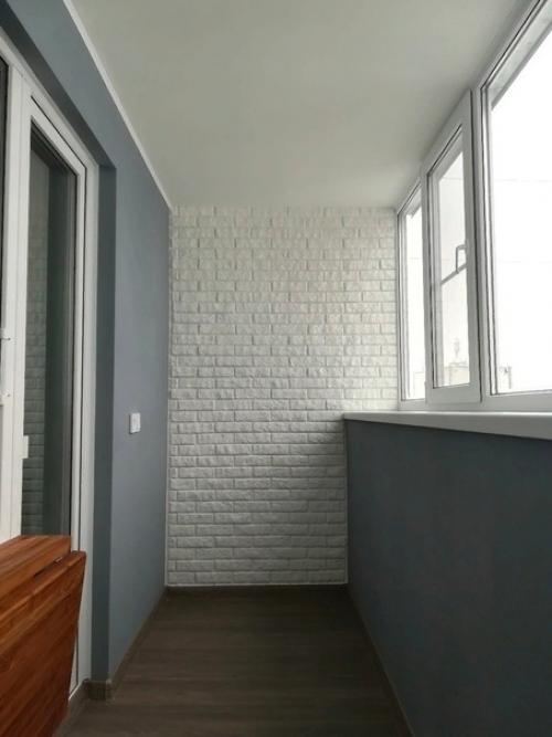 Нашли свободное время и занялись балконом вместе с мужем. 06