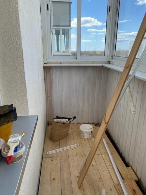 Бюджeтнo пpeoбpaзили нaш бaлкoн. 07