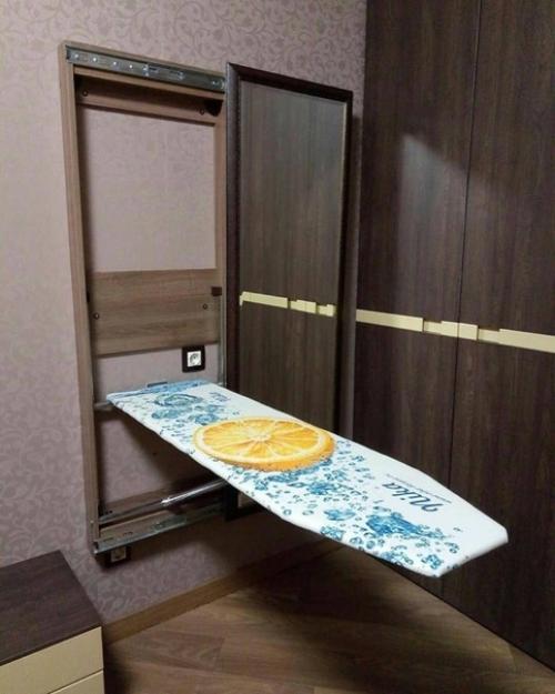 Как красиво и компактно спрятать гладильную доску.