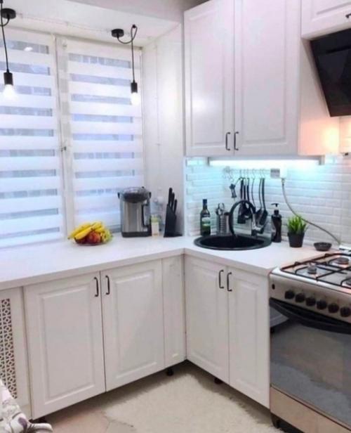 Капитальный ремонт на своей кухне сделал. 01