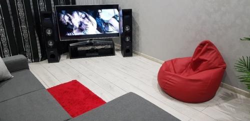 Так вот оформил себе комнату. 02