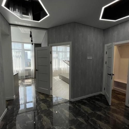 Недавно приобрели квартиру для дочери и сделали в ней ремонт.