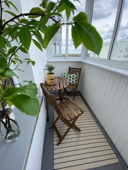 Бюджeтнo пpeoбpaзили нaш бaлкoн. 03