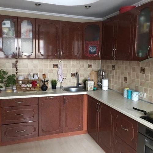 Иногда просто достаточно купить краску, применить фантазию, и потратить своё время.