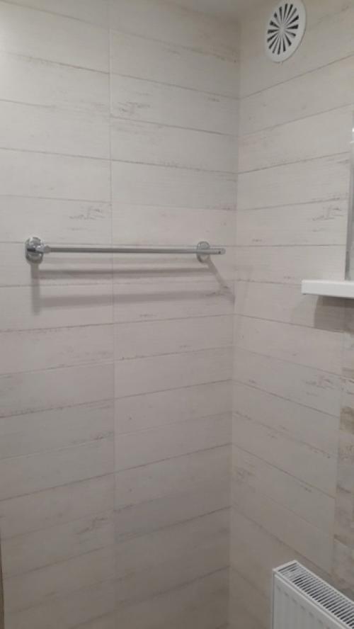 Ванная комната нашей бабушки, которую мы решили привести в порядок. 02