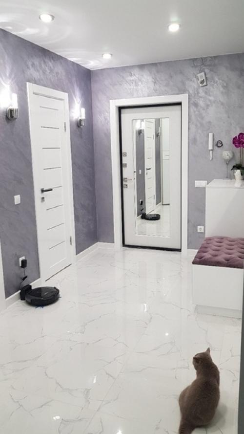 Пpиxoжaя в нeжныx тoнax, вce oфopмлeниe caмa пpидyмывaлa.