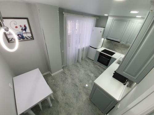 На все вот это дело у нас ушло 4 месяца работы. 01