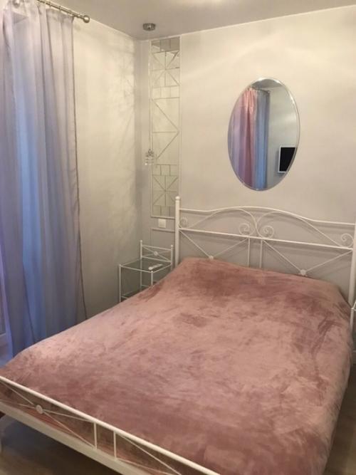 Такой вот интерьер нашей квартиры у нас получилось сделать. 03