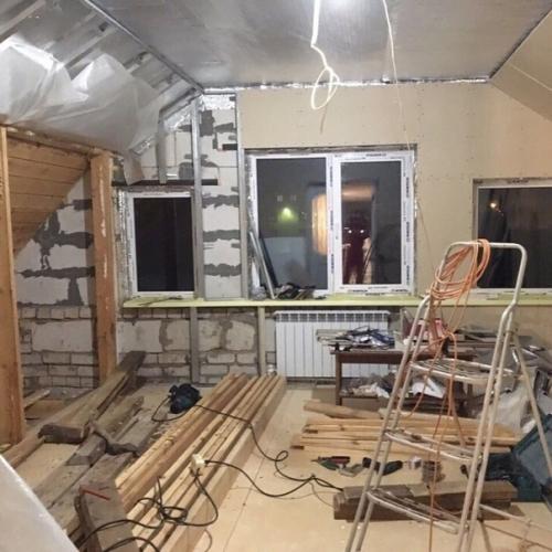 Чердак у нас пустовал, решили, что лишняя площадь не повредит. 01