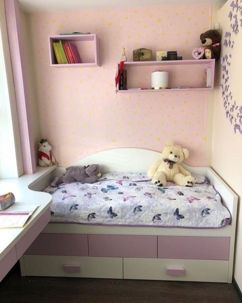 Когда у вас однушка, но хочется сделать для ребенка отдельный уголок. 02