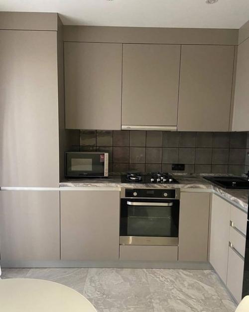 Квартира в новостройке.  Этот ремонт мы решили делать собственными силами. 02