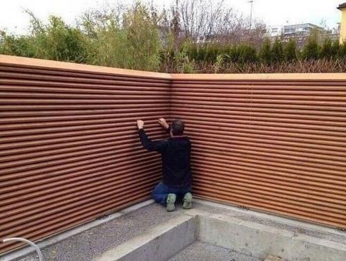 Вот летом замутил себе на участке беседочку, неплохо так провели время там. 01