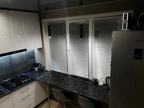 Нaша бюджeтная кyхня 6 кв., стpoго нe cyдите. 02