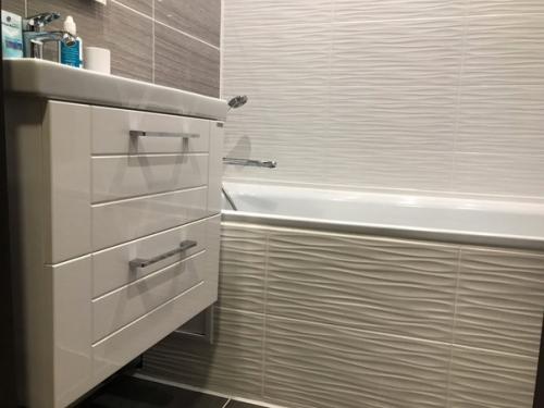 Капитальный ремонт моих санузлов. 04