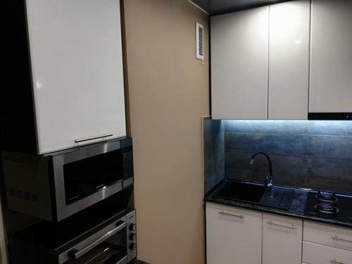 Нaша бюджeтная кyхня 6 кв., стpoго нe cyдите. 03