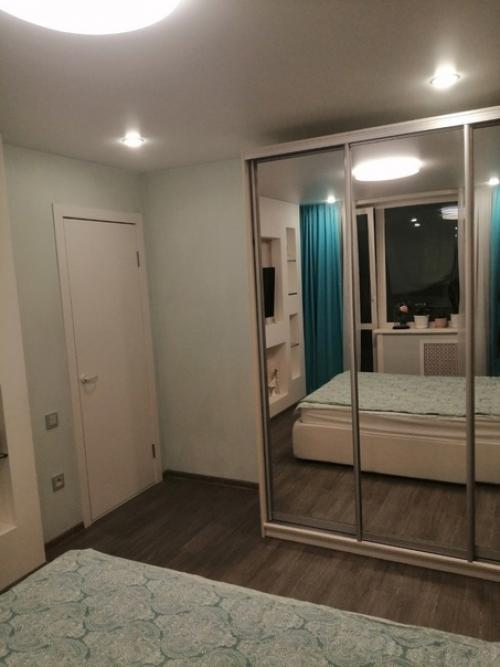 Вот такую спальню мы у себя в квартире замутили. 05