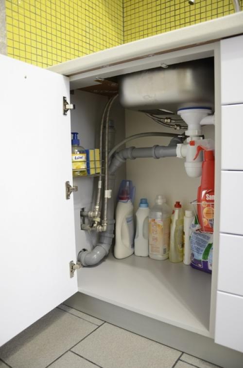 Ремонт на кухни у своих родителей сделал. 02