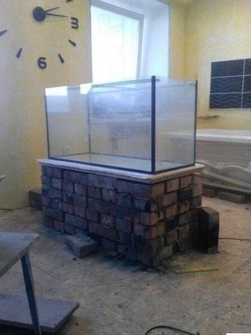 Муж очень сильно хотел такую барную стойку, но мне эта идея не очень нравилась.