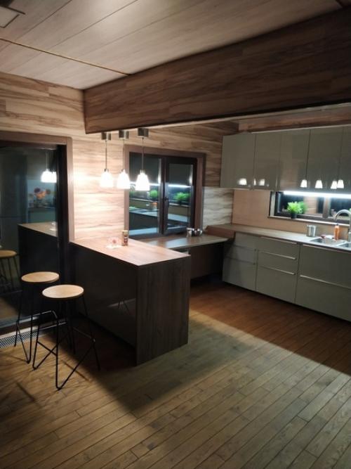 Кухня на нашей даче, спланировал все самостоятельно. 01