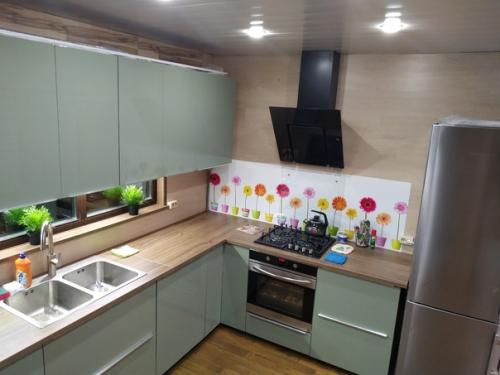 Кухня на нашей даче, спланировал все самостоятельно. 07