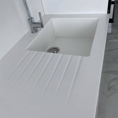 Наша квартира.  Решили все полы выложить плиткой, чтобы удобнее было делать уборку в дальнейшем. 03