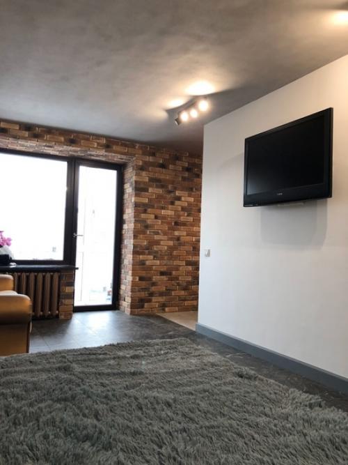 Моя квартира.  Все оформил в одном стиле. 09