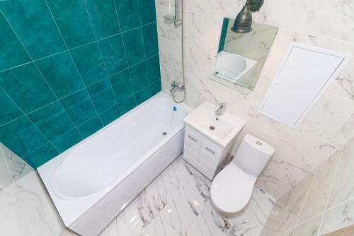 Вот такой ремонт сделали в нашей хрущевке. 08