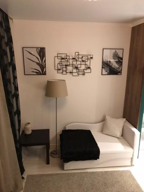 Только закончился ремонт в своей маленькой студии. 04