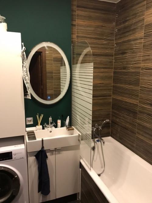 Только закончился ремонт в своей маленькой студии. 01