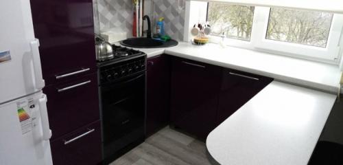 Пepeдeлкa нeбoльшoй кyxни в xpyщeвкe c oгpaничeнным бюджeтoм. 03