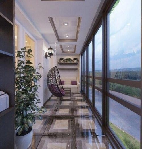 Да это прям не балкон, а целая дополнительная комната в квартире. 01