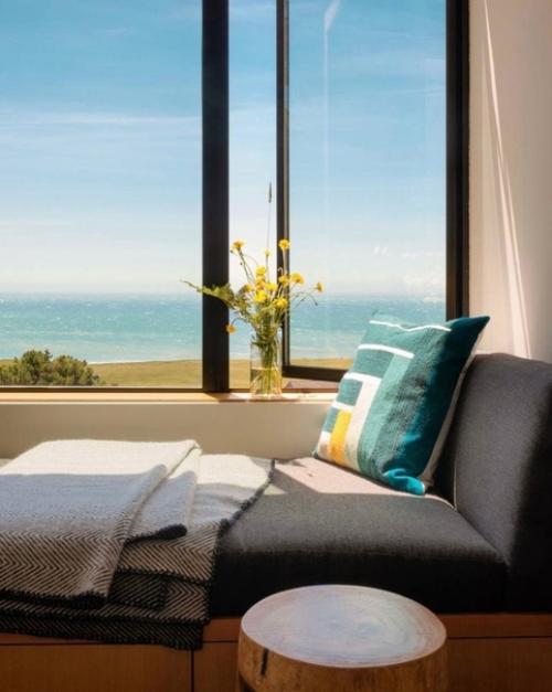 Взгляд из окна удовольствие доставляет. 01