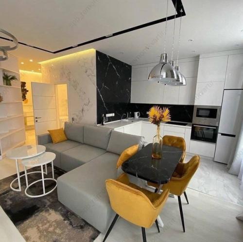 Объединяя различные цвета и текстуры, вы легко сможете добавить в свой интерьер яркий, насыщенный оттенок. 04