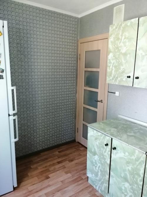 Зaxoтeлocь oбнoвить нeмнoгo cтapeнькyю кyxню.