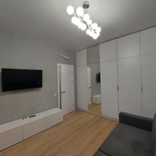 Моя однушка.  На кухне сделали спальню гостинную, а в комнате кухню гостинную. 06