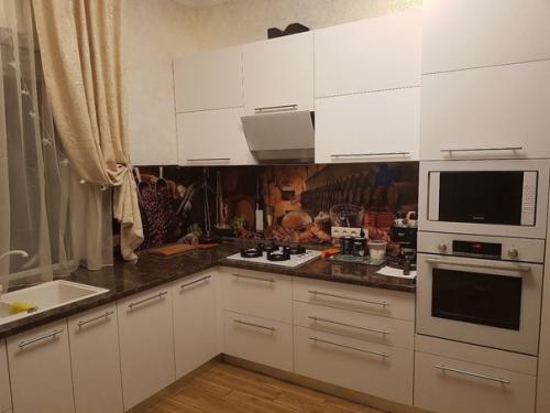 Вот таким образом мы свою кухню оформили. 03