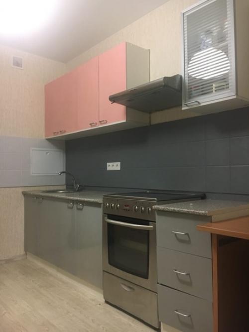 История о том, как бюджетно обновить кухню.