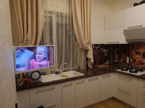 Вот таким образом мы свою кухню оформили. 02