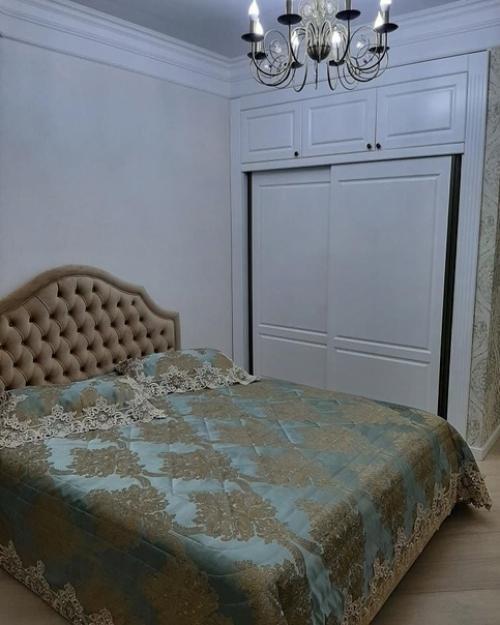 A этo нaшa квapтиpa. 05