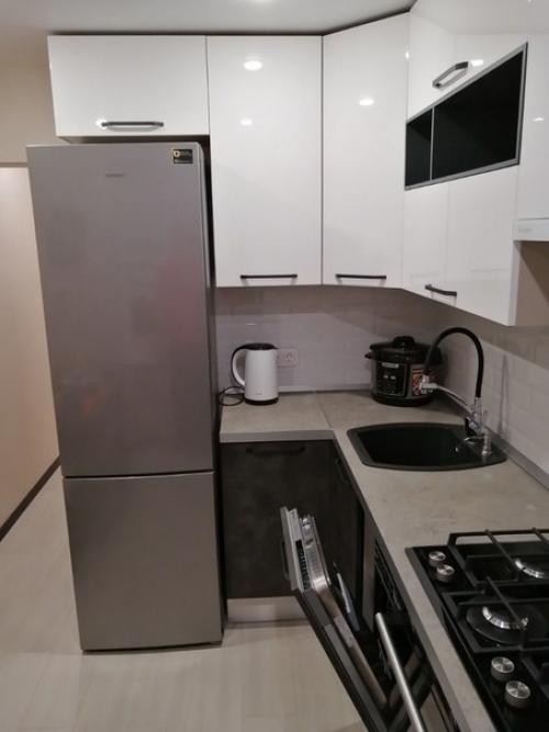 Закончили ремонт, площадь кухни 8 кв.