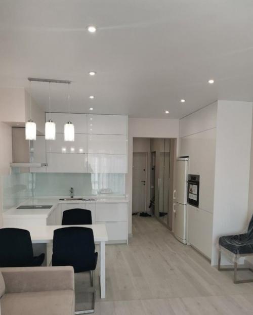 Уютная и небольшая квартира - студия после кaпитального ремонта. 01